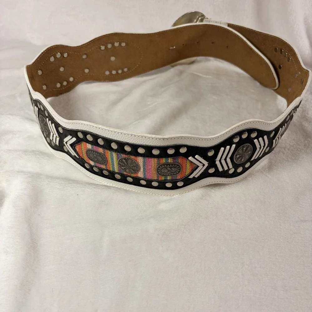 Vintage 90s Western Boho White Leather Statement Belt Westerncore Rodeo Cowgirl